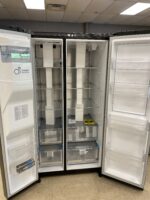 27 cu. ft. Side-By-Side Door-in-Door® Refrigerator with Craft Ice - Image 4