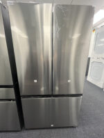 Samsung - BESPOKE 30 cu. ft. 3-Door French Door Smart Refrigerator with Beverage Center - Stainless Steel - Image 2