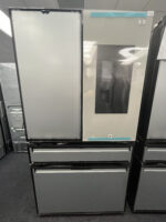 Samsung - BESPOKE 29 cu. ft. 4-Door French Door Smart Refrigerator with Family Hub - Custom Panel Ready - Image 2